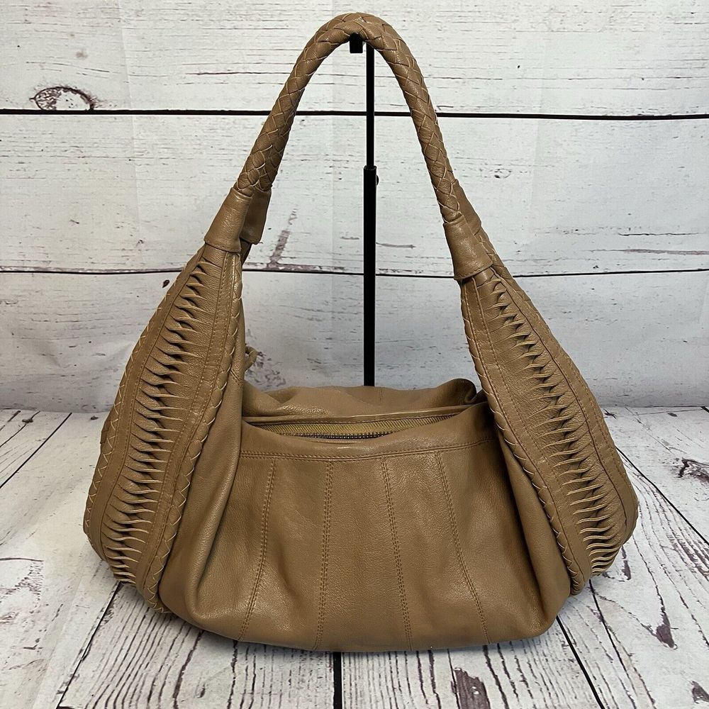 Clever Carriage Company‎ St. Tropez Handcrafted Leather Oversized Hobo